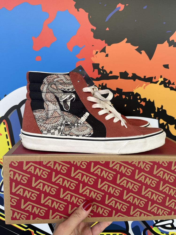 Страхотни кецове на Vans
