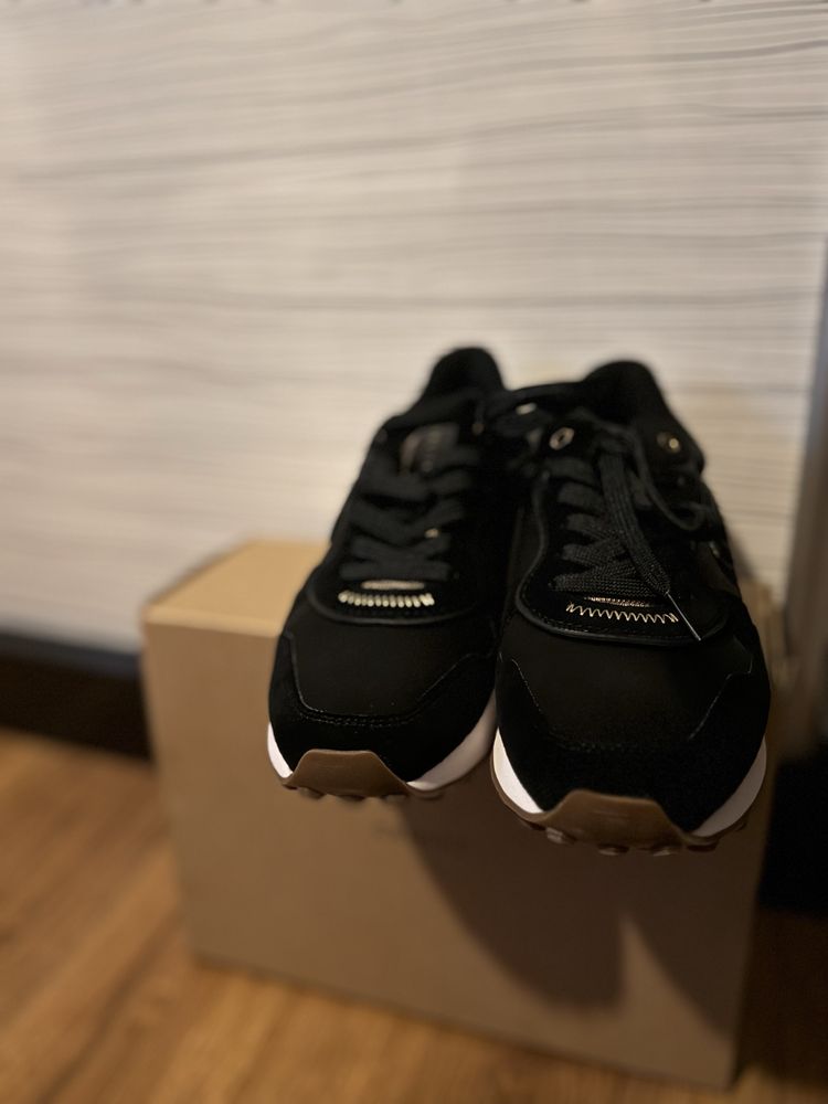 Маратонки Cruyff