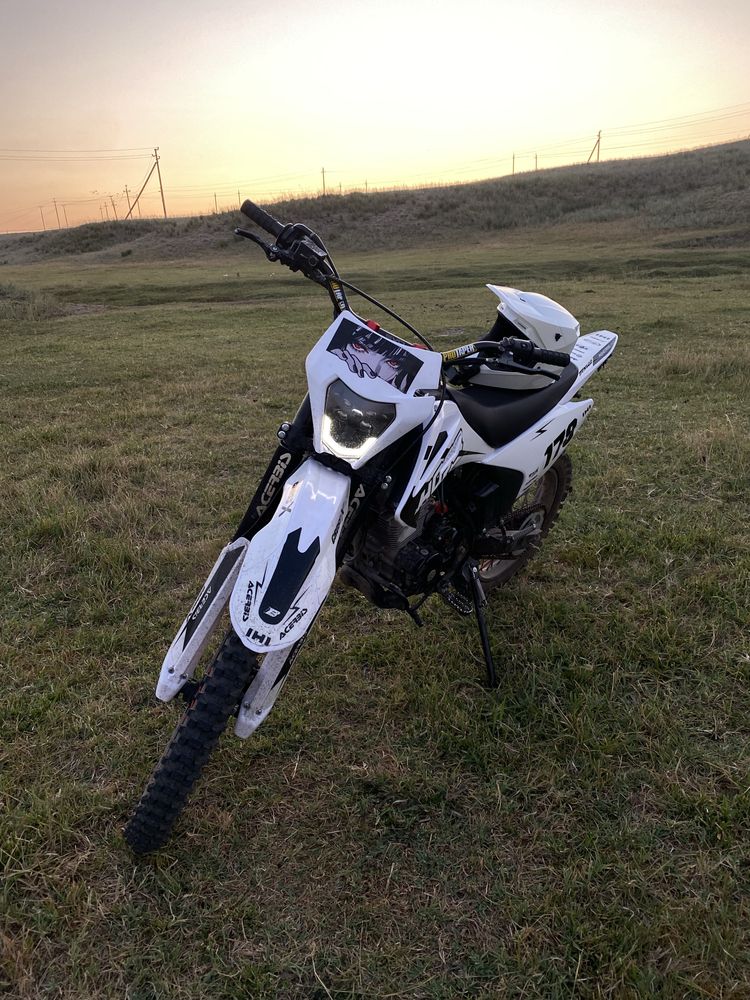 Продам эндруро 250сс,zonsen 172fmm