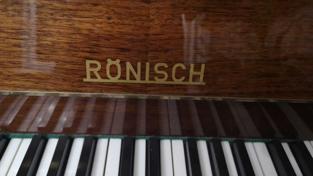 пианино Rönisch, не новое