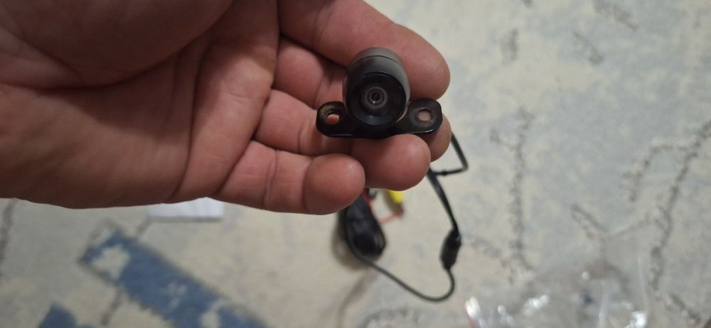 Продам камеру заднего вида.