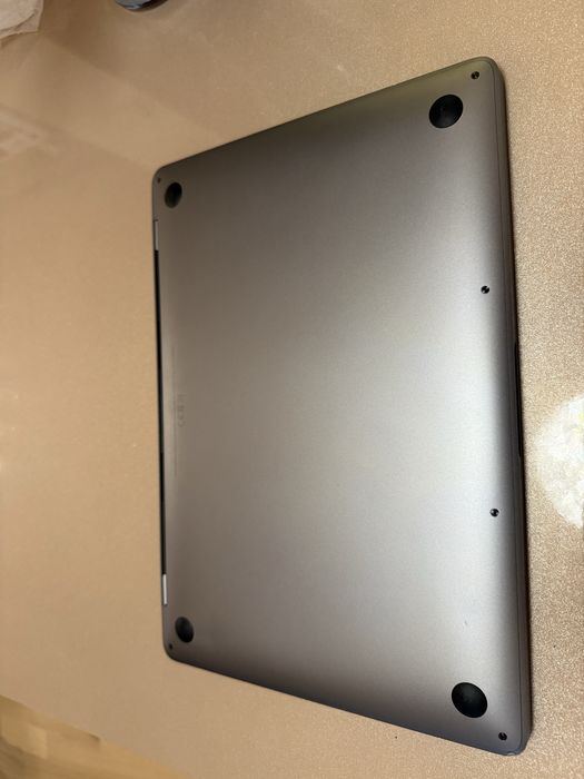 MacBook Pro 13” M2 chip