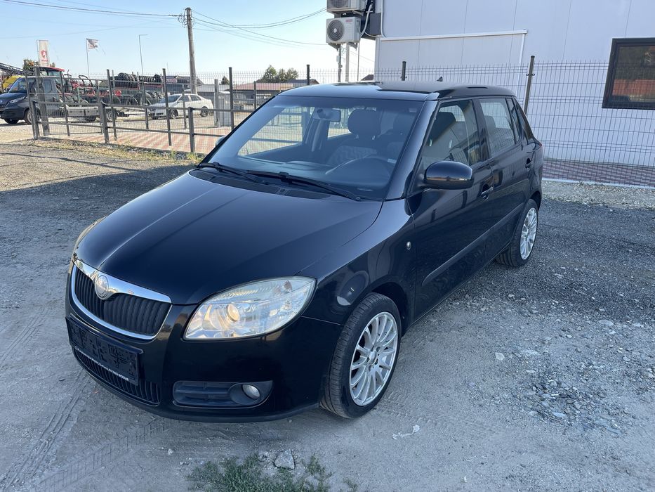 Ofetra! Skoda Fabia 1.2 MPI, Navigatie, klima,oglinzi electrice,jante