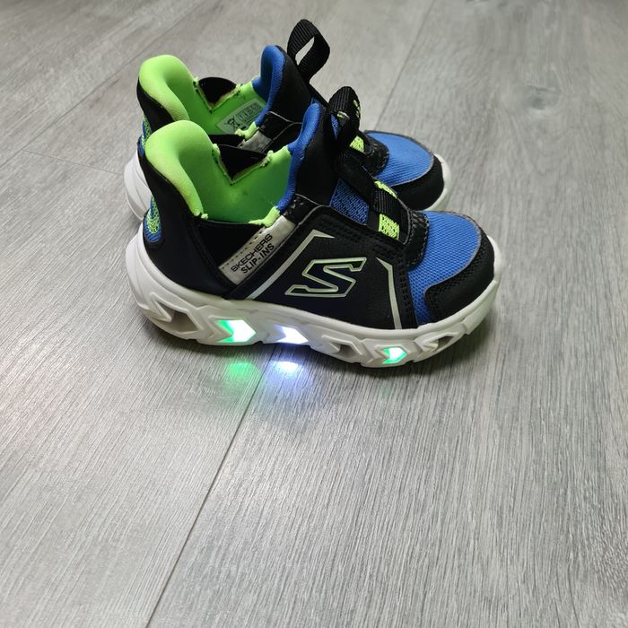 Skechers slip in cu luminite