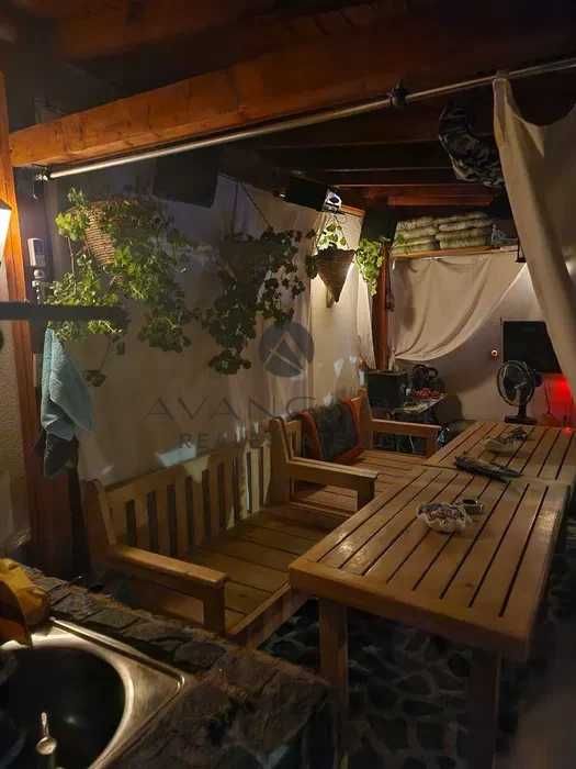 Продава се Магазин в Пловдив, Център - 131 кв.м за 1781 €/кв.м - Снимка #16