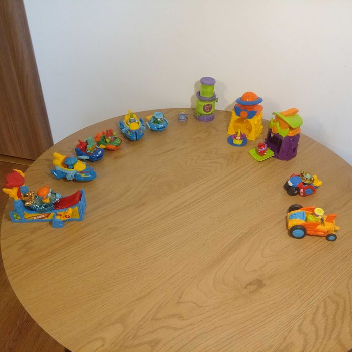 SuperThings si Superzings