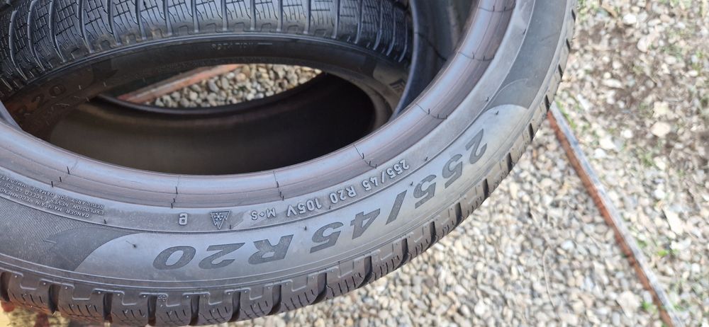 2 Anvelope Pirelli 255 45 R20 M+S . Dot 2021