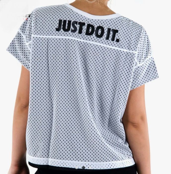 Спортни дрехи Nike