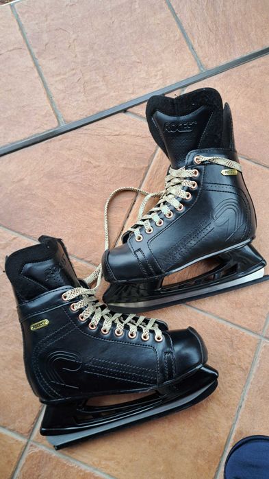Patine Roces Slapshot Black -- piele -- ca noi!