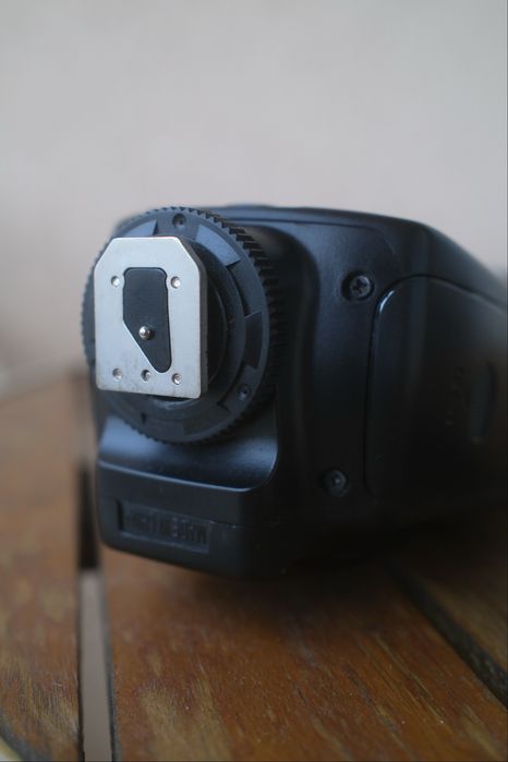 Светкавица Viltrox JY680A