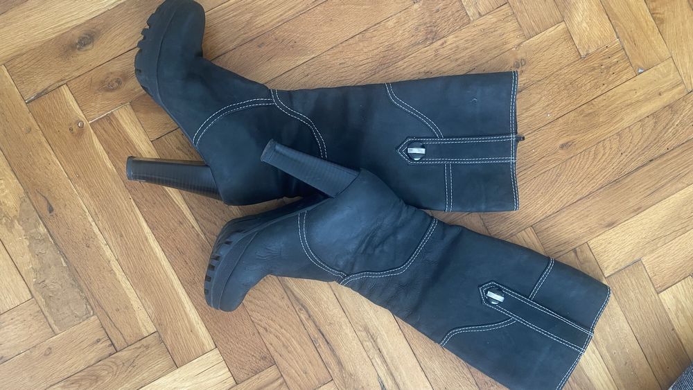 Ботуши модни 37 номер