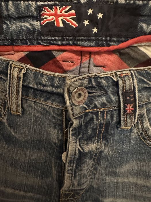 Blugi NZA in stare foarte buna