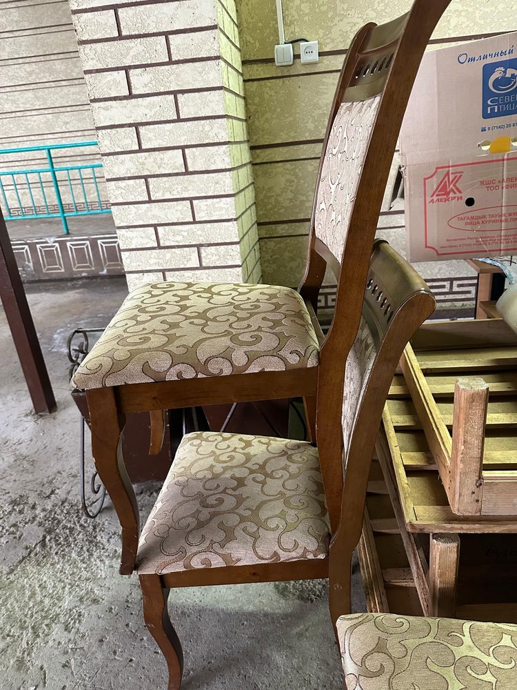 Орындықтар сатылады