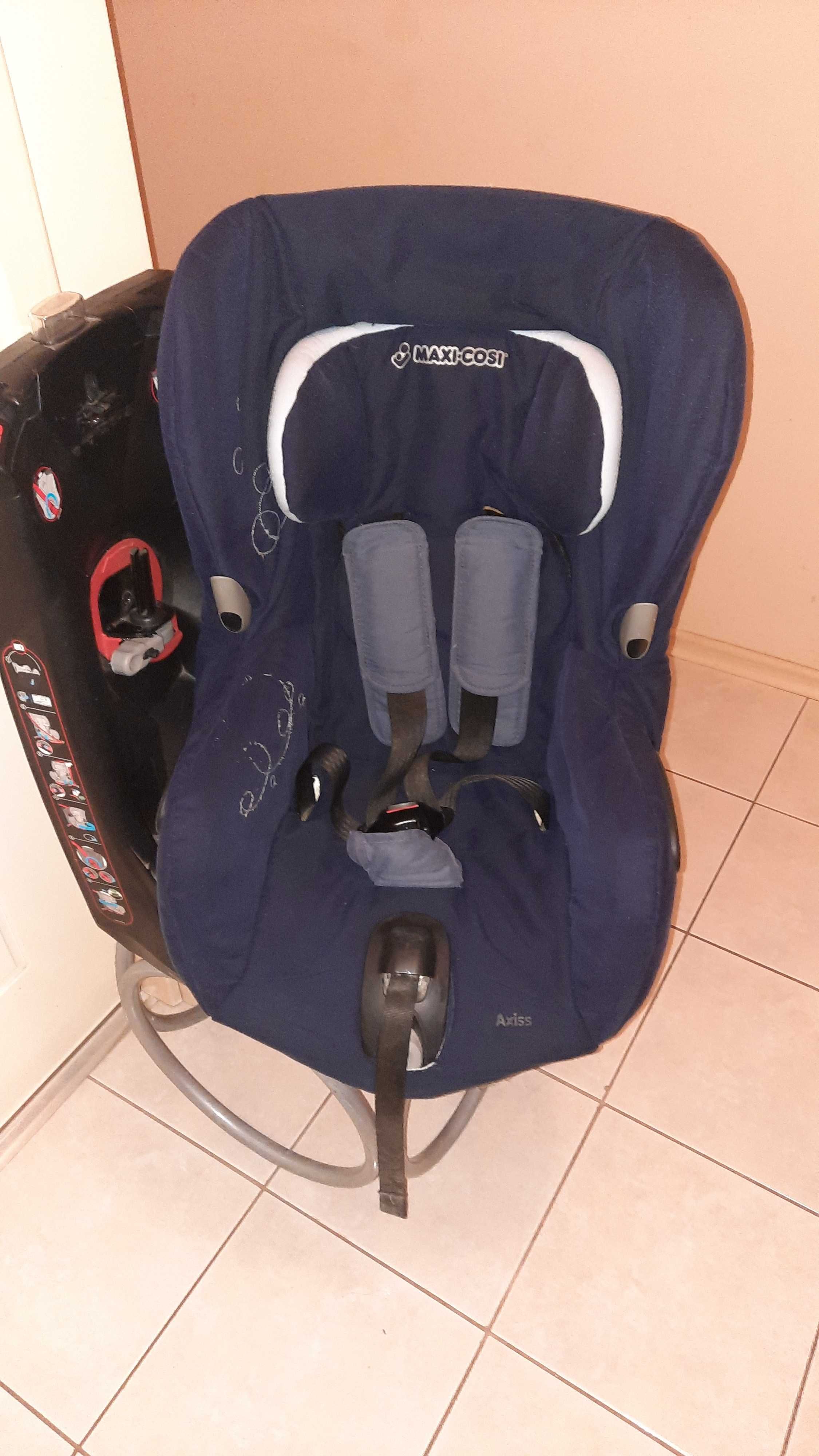 Детско столче за кола Maxi Cosi Axiss 9-18 кг