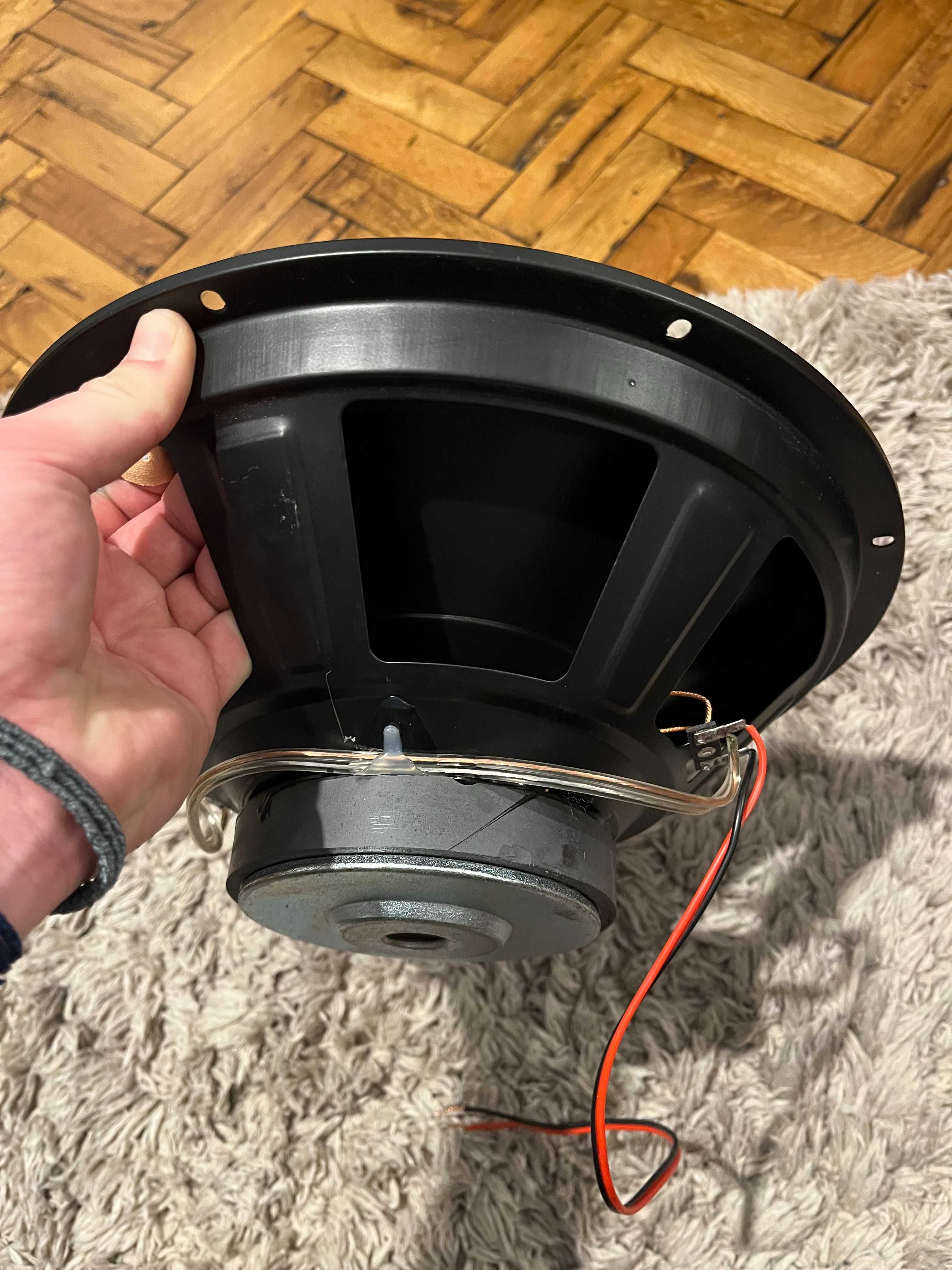 Caliber BC112SA Max 600W / RMS 150W