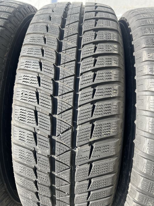 4 бр. зимни гуми 235/65/17 Falken 7 mm DOT 2417