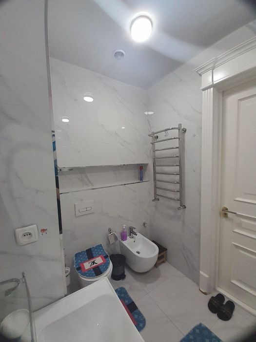 Юнсобод    О, Зокиров кучаси   Шахристон метро  5 минут