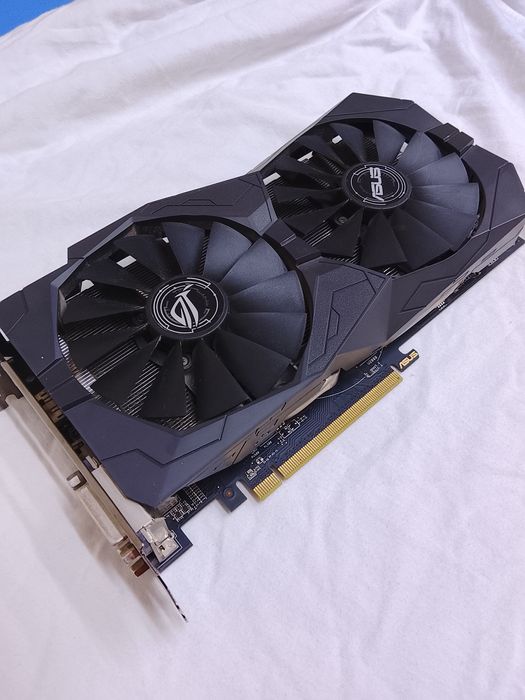 Видеокарта Asus RoG Strix RX570 (GDDR5)