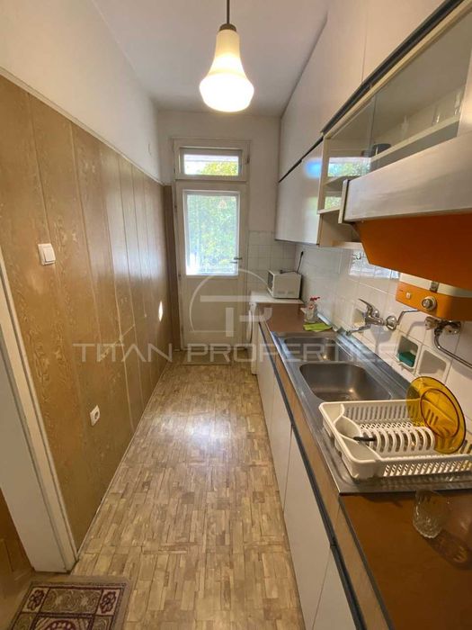 Продава се Многостаен апартамент в Пловдив, Център - 140 кв.м за 1643 €/кв.м - Снимка #6