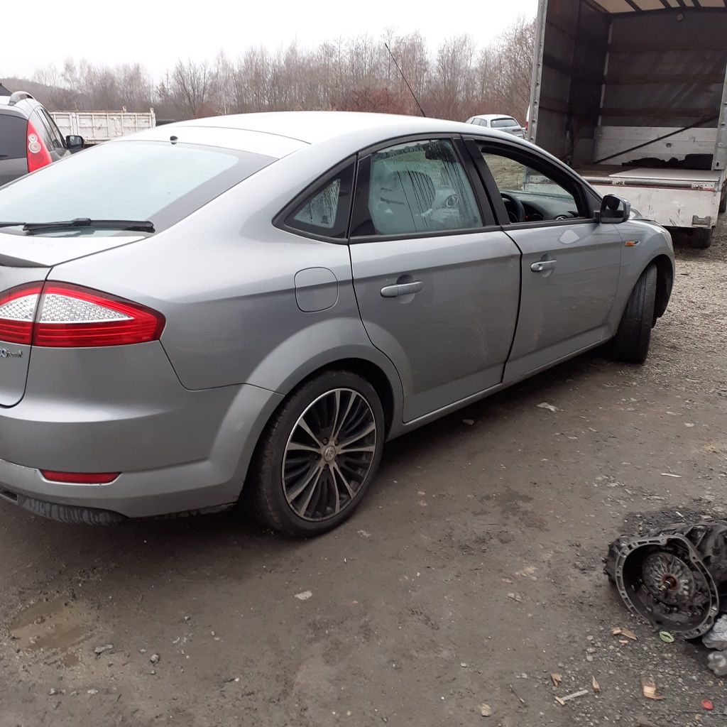 Bara spate Ford Mondeo Mk4