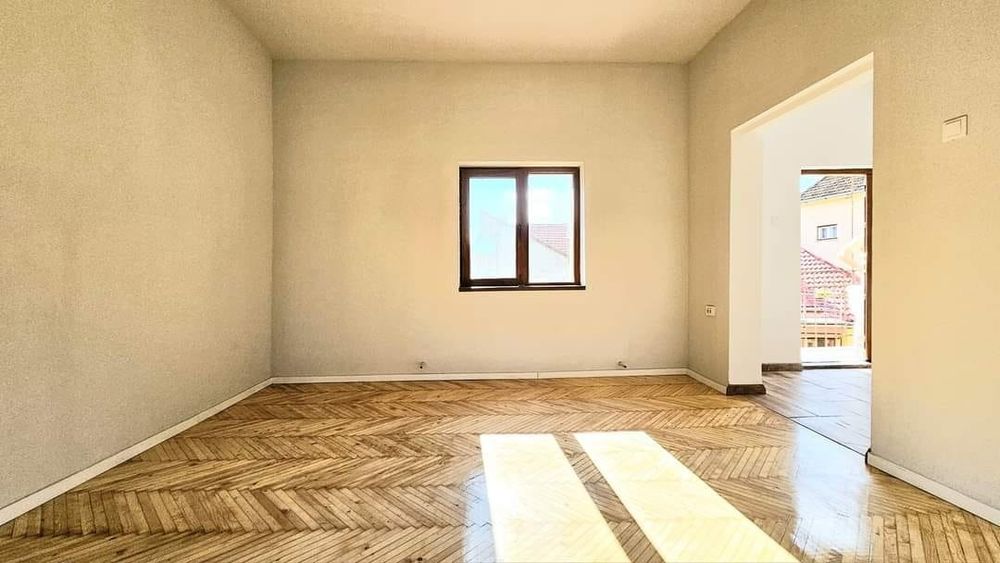 Apartament de vânzare