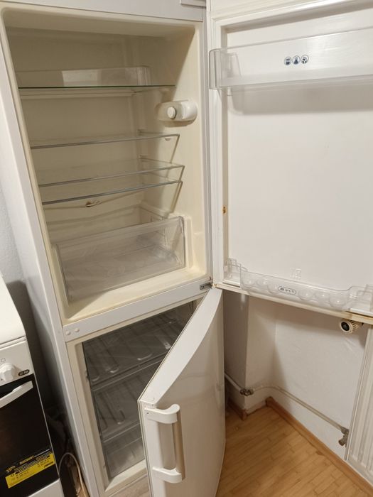 Combina frigorifica Whirlpool