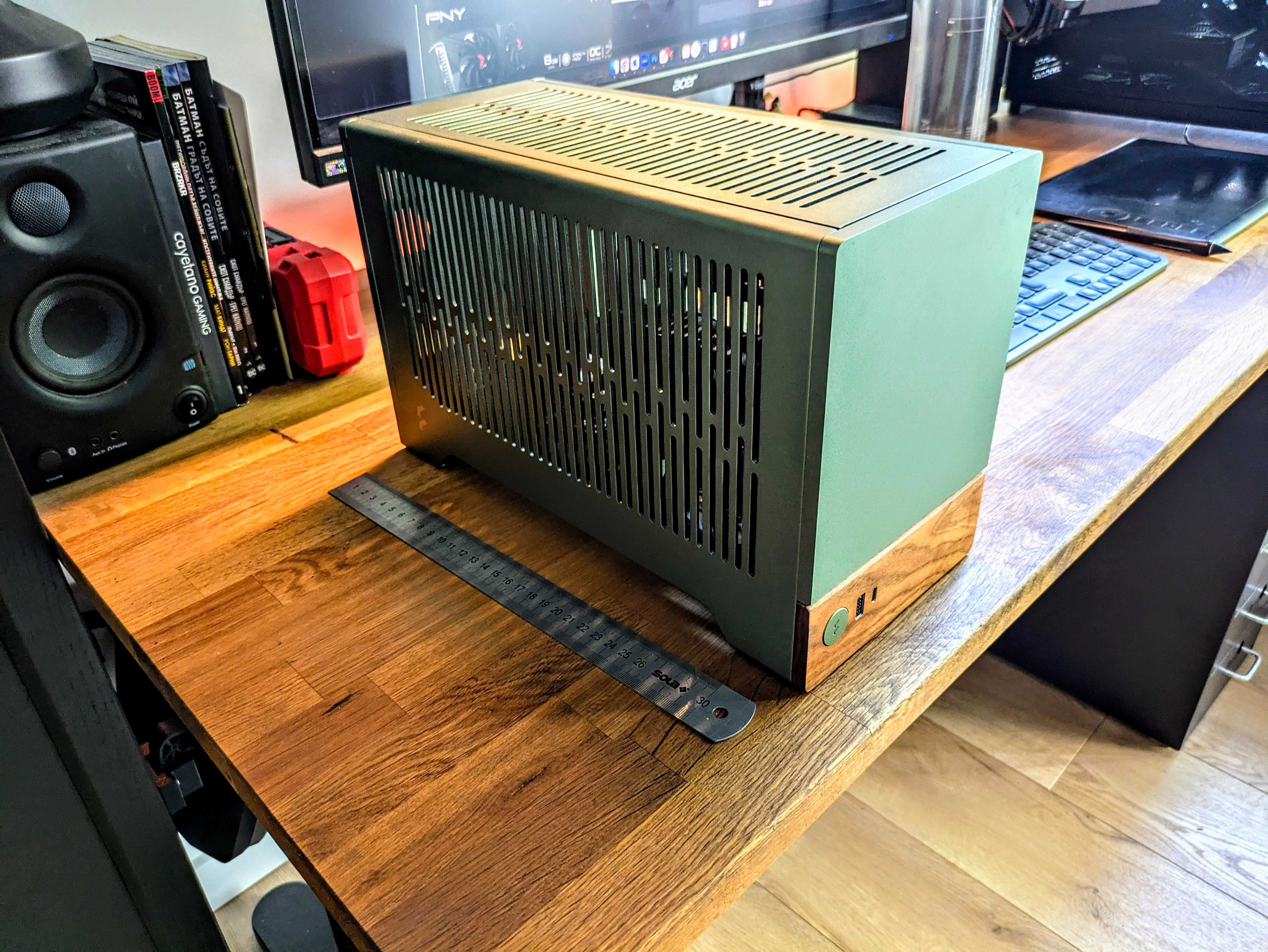 ITX кутия Fractal Terra Jade + премиум охлаждане Noctua (по избор)