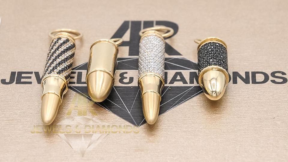 Pandantive Aur 14 K tip Bullet modele noi si deosebite Colectia 2019