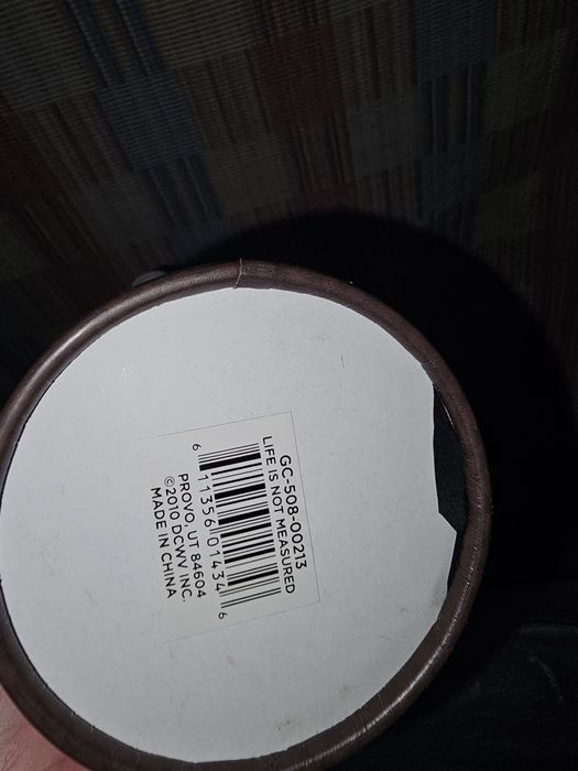 Decoratiune cu adeziv pt perete