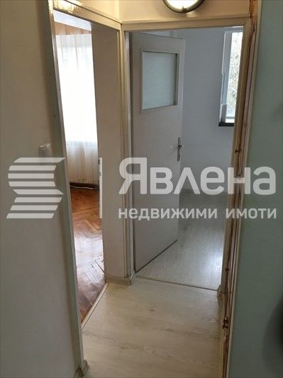 Дава се под наем Двустаен апартамент в Бургас, Славейков - 61 кв.м за 350 € - Снимка #5