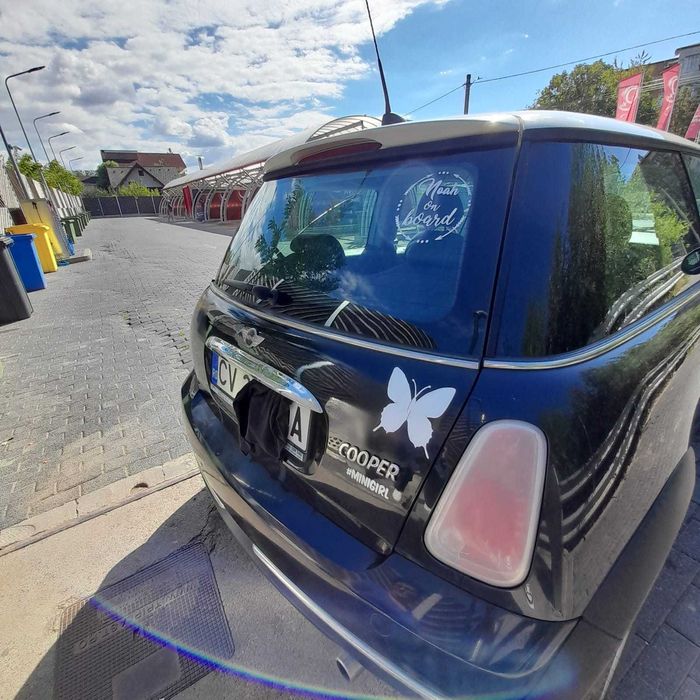 Vând minicooper  benzină 1.6