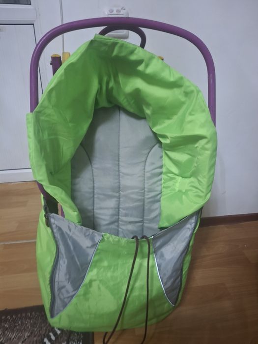 Продам санки  р/н юности