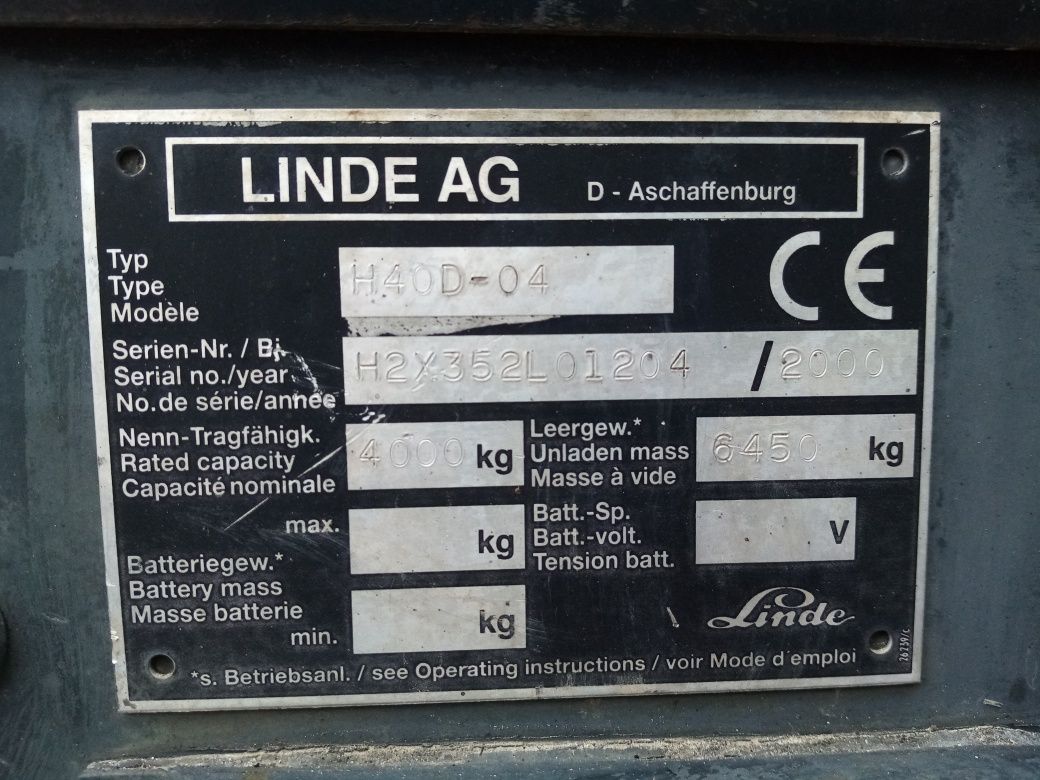 Motostivuitor Linde H40 ridica 4 tone, triplex 4.6m,translație,an 2000