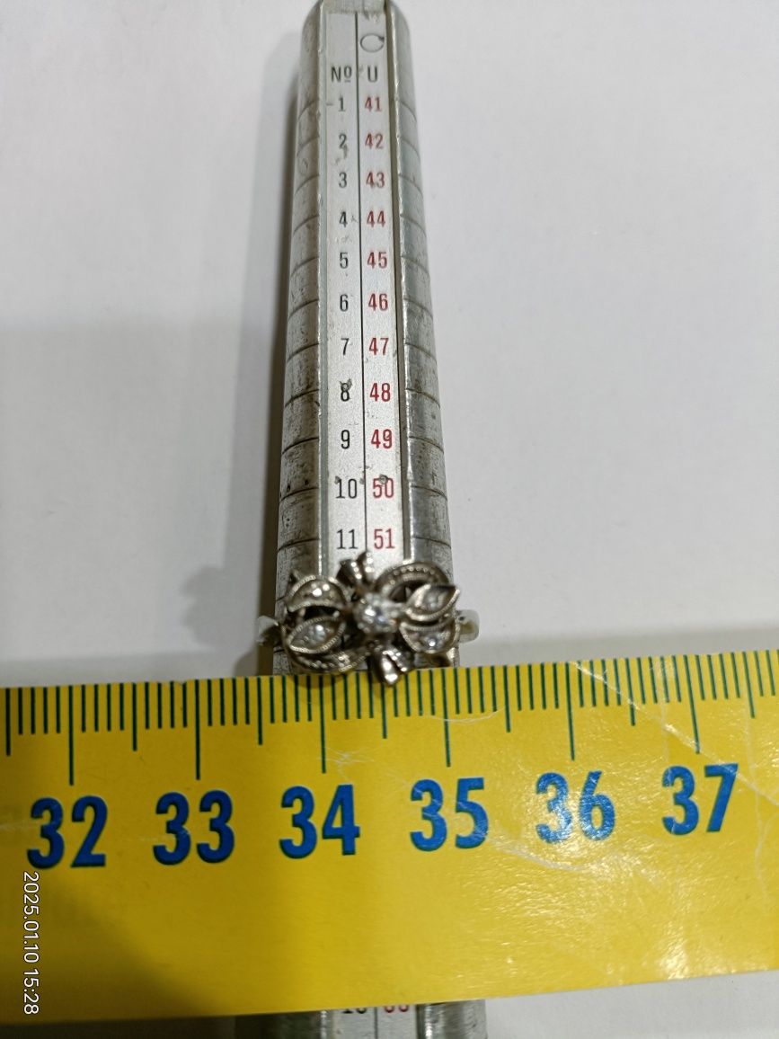 Vind Inel vintage din aur 18kt cu diamante