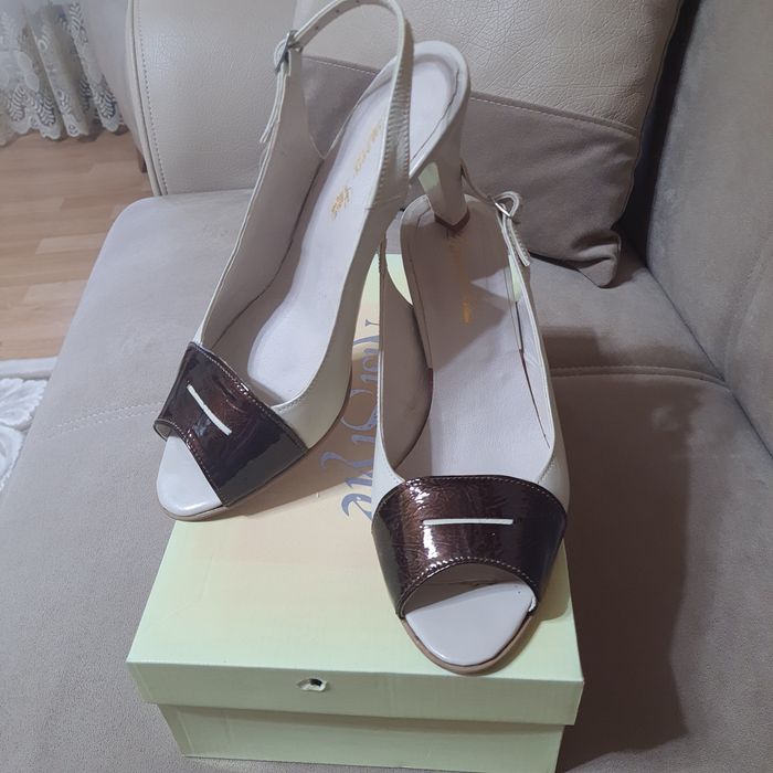 Sandale elegante din piele naturala