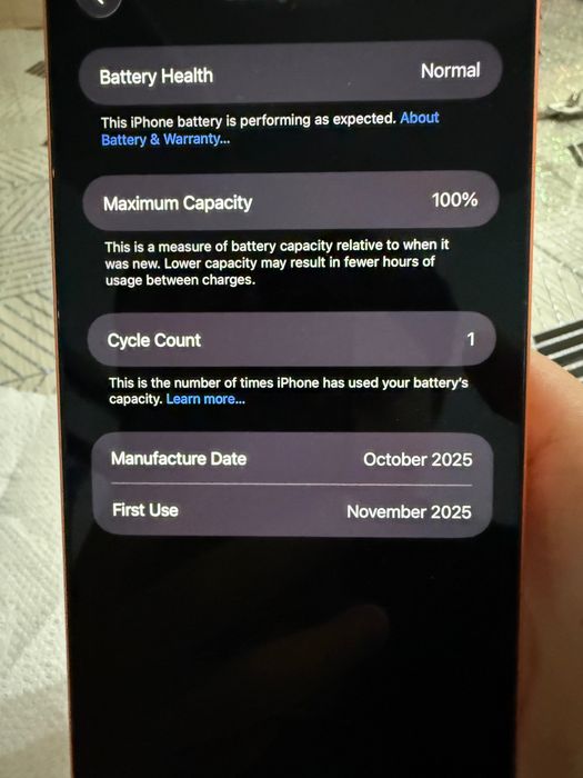 Vând iphone 17 pro Max  nicio data folosit nou la cutie
