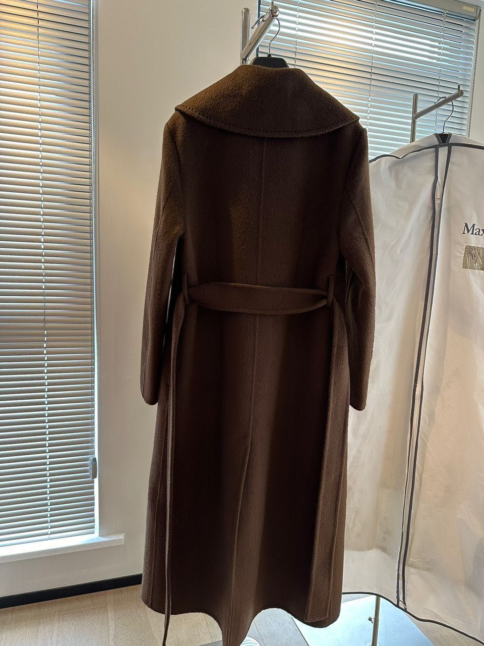 Вълнено палто Max Mara