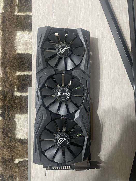 Placa video GTX 1080 8GB - RAM DDR4 64GB 8 buc - RAM DDR4 32GB 3 buc