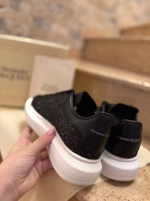Лъскави Alexander McQueen