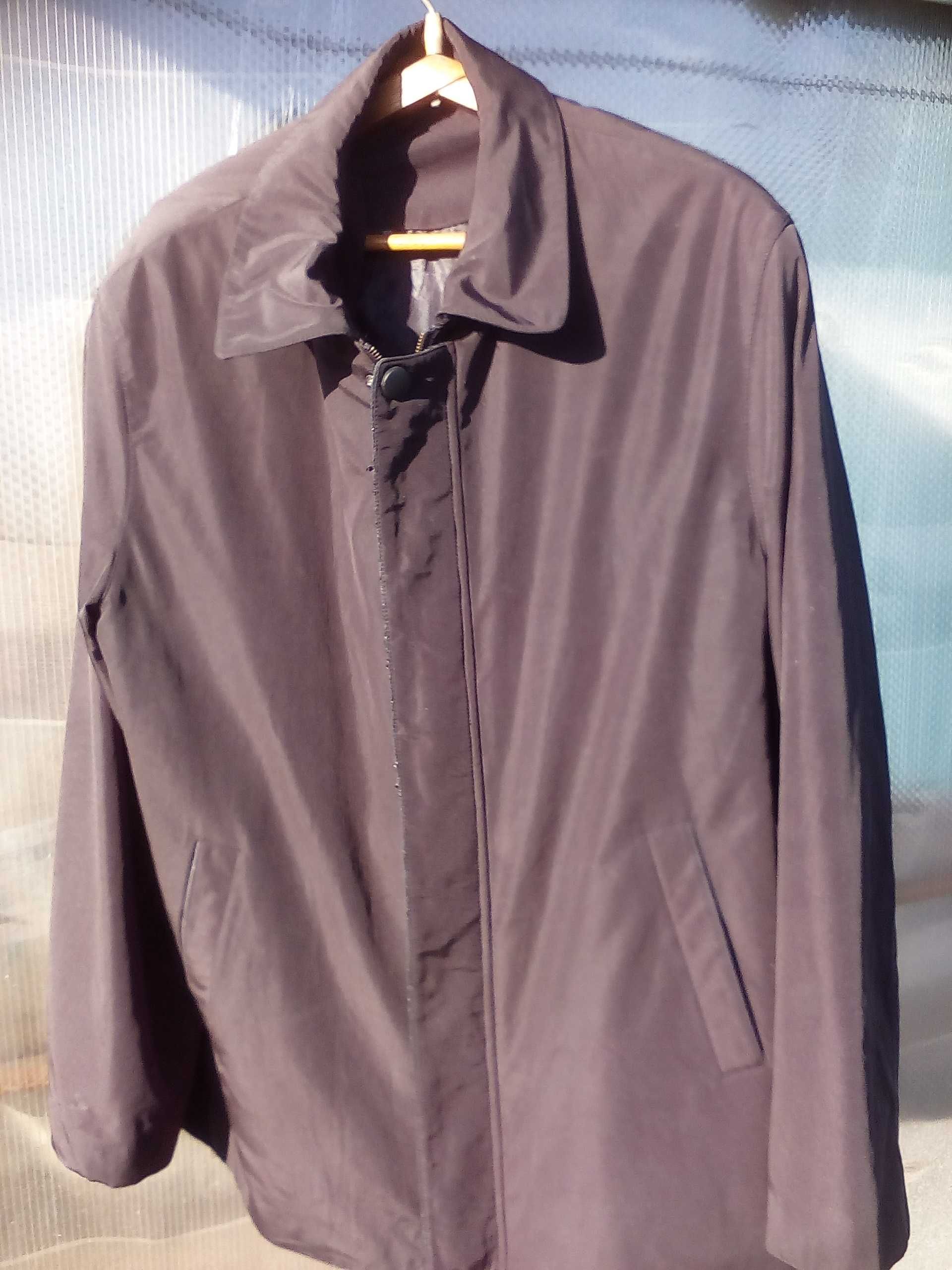 Куртка демисезонная мужская с  подкладом . размер 50