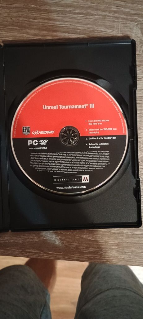 Unreal Tournament compatibil cu Windows XP și Viața.