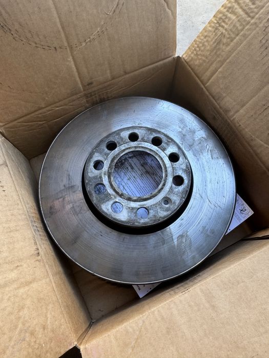 Спирачни дискове предни