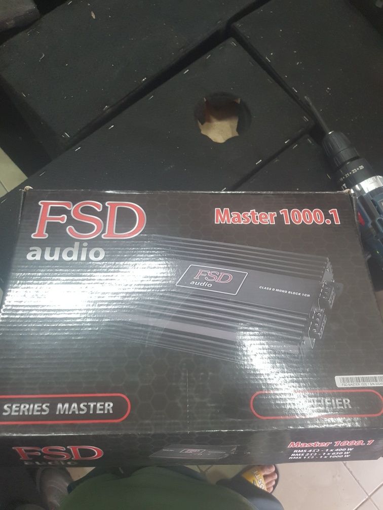 Сабвуфер Sambufer Machete FSD usilitel mono kamplekt