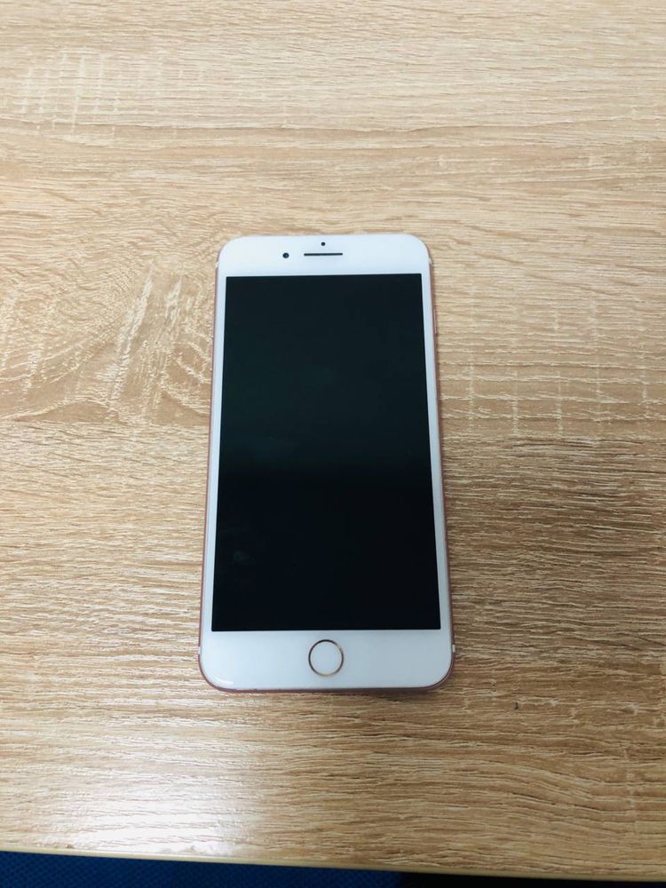 iphone айфон 7plus ,128 гб