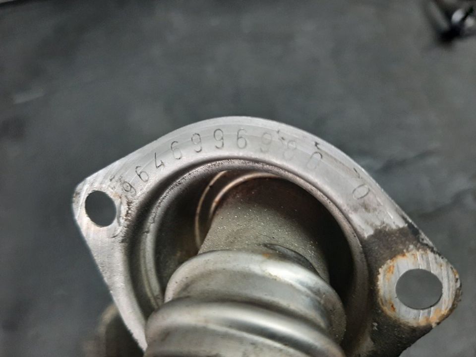 conducta egr 1.6 tdci ford focus 2 c-max fiesta fusion citroen c4 peugeot 307  9646996980