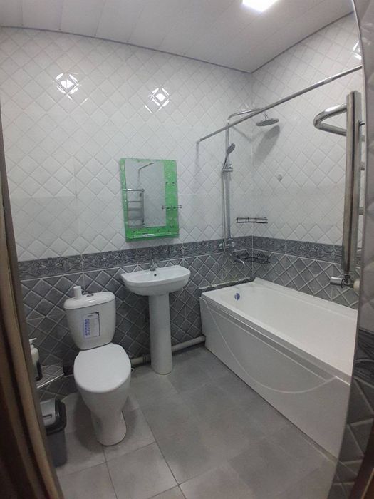 Bezmakler kvartira Bodomzor metroga yaqnida