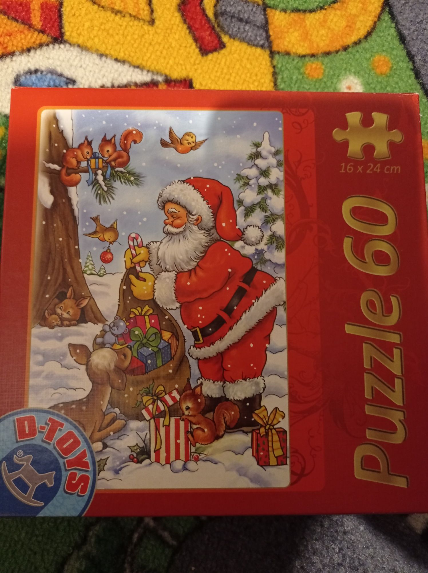 Vând puzzle Moș Crăciun 60 piese