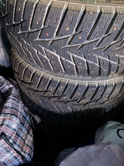 Продам зимнюю резину