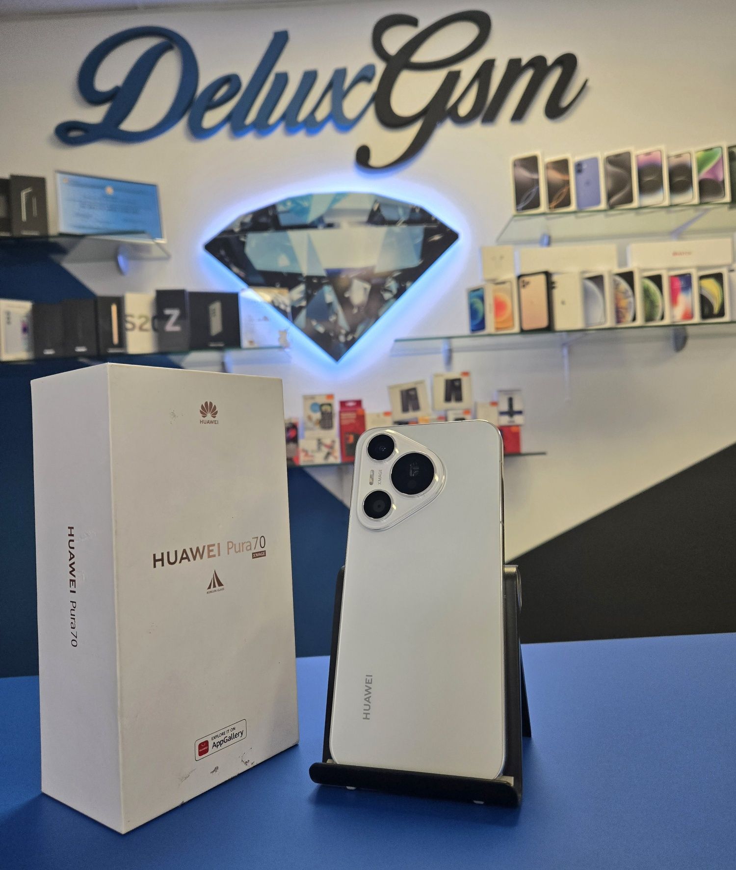 Huawei Pura 70 / White / DeluxGSM