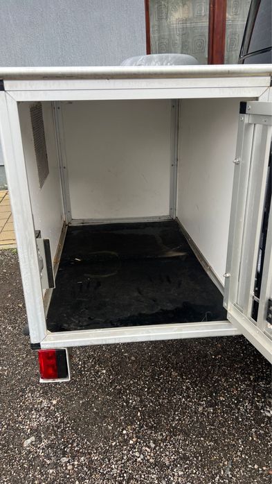 cusca transport caini wt metall montabila pe carligul de remorcare